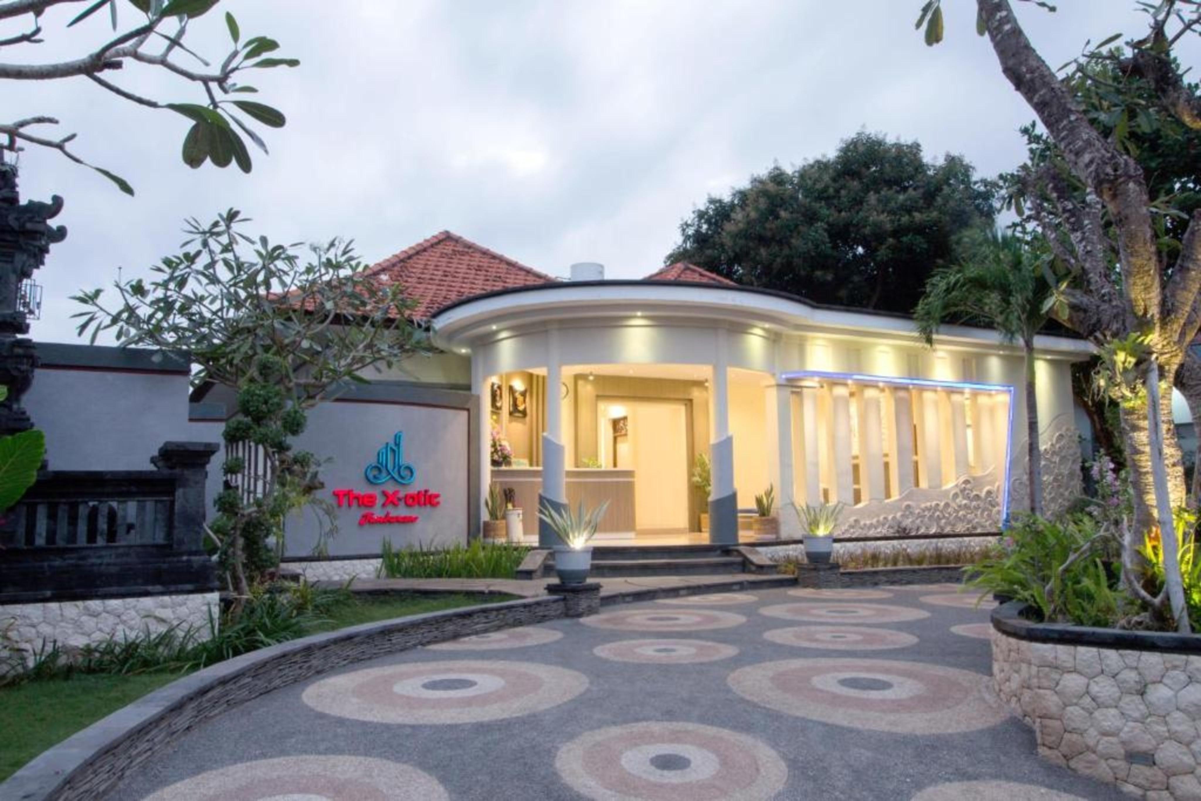 The Xotic Jimbaran Bali Hotel Exterior photo