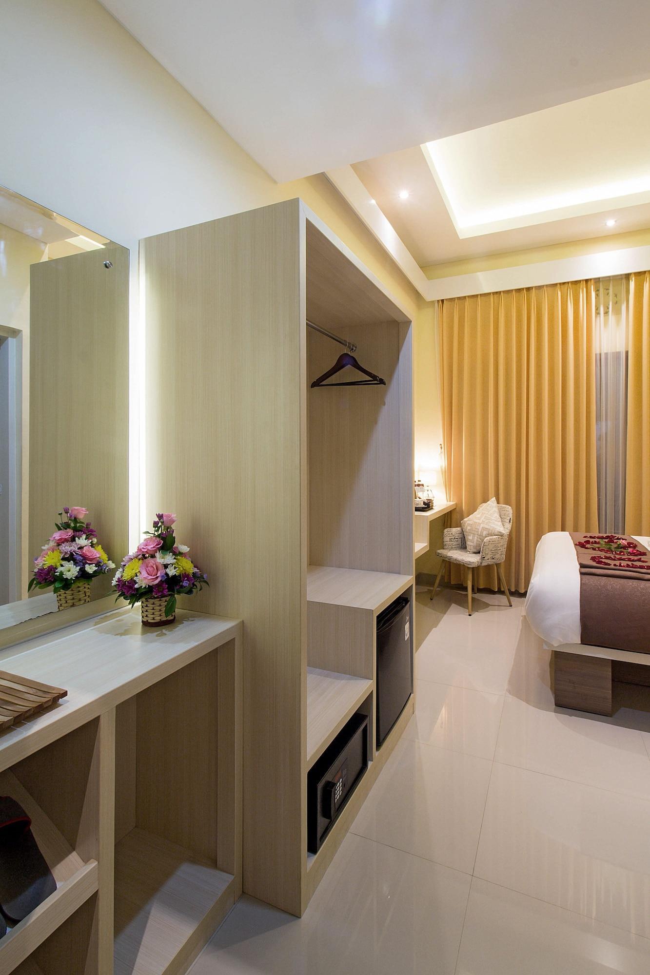 The Xotic Jimbaran Bali Hotel Exterior photo